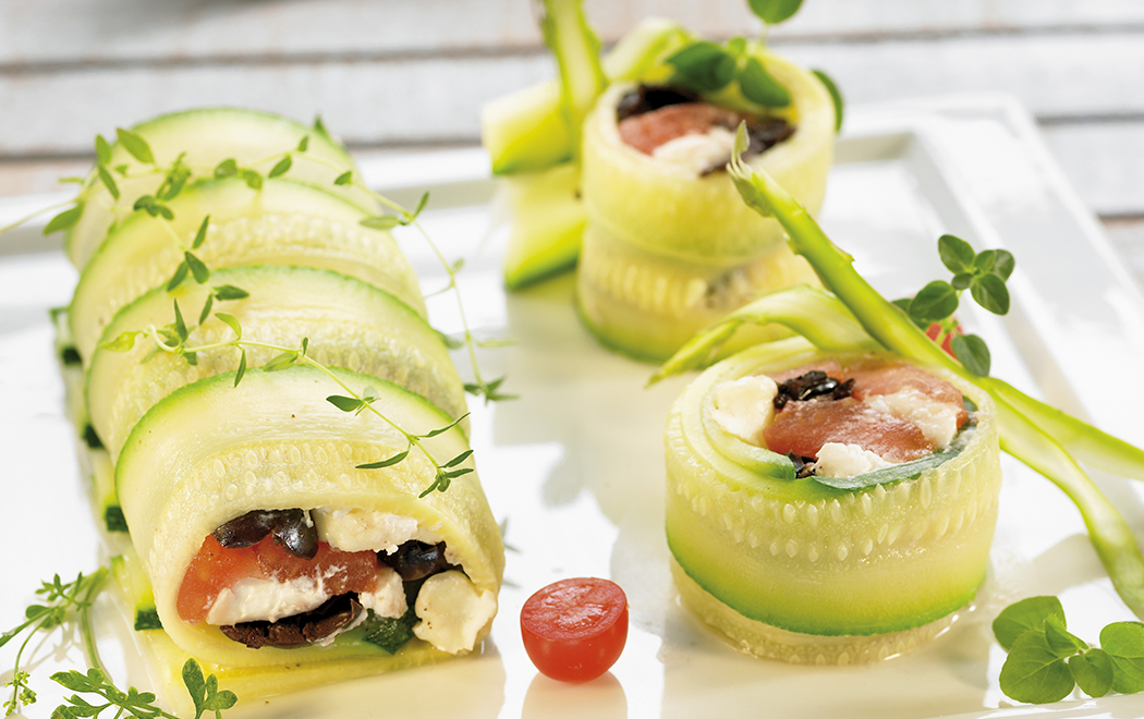 involti-di-zucchina-con-pomodoro-feta-e-olive-thumbnail