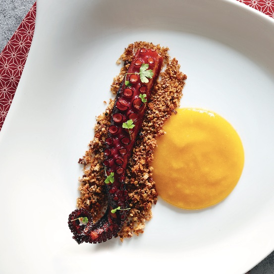 tentacolo-arrostito-con-gazpacho-di-pomodori-gialli-thumbnail