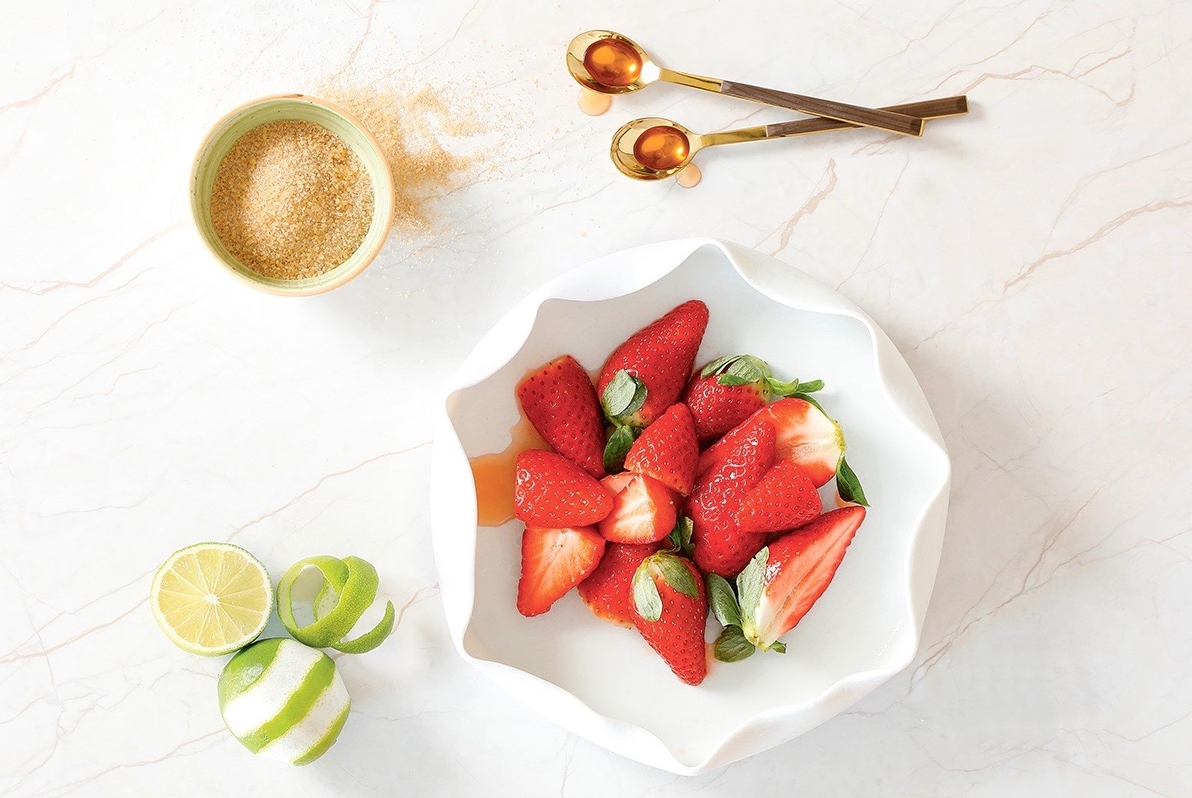 fragole-con-lime-e-sciroppo-al-pepe-lungo-thumbnail