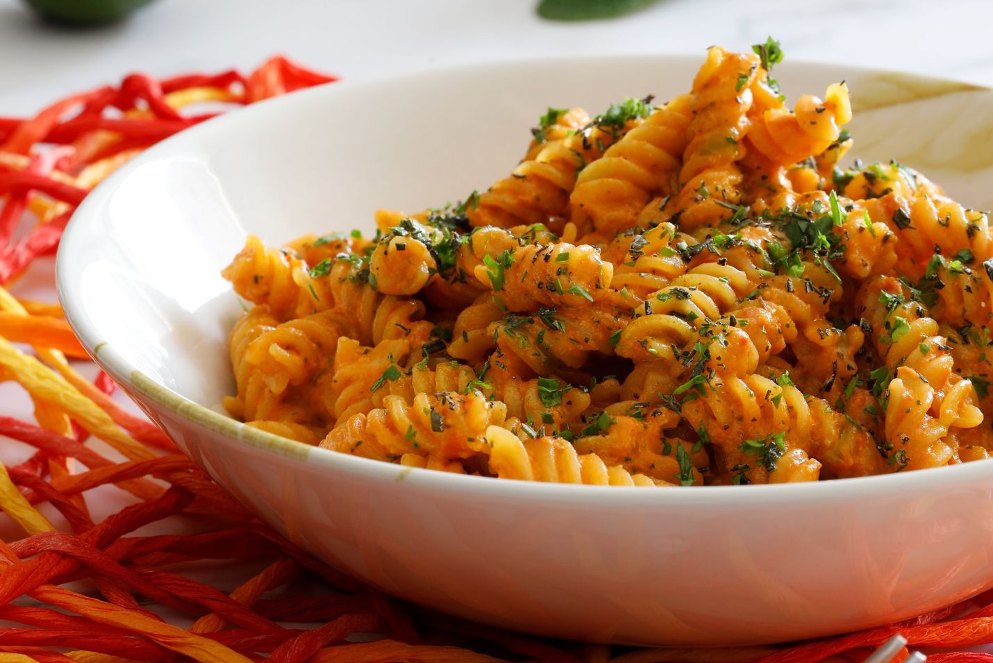 pasta-fredda-senza-glutine-con-pesto-rosso-thumbnail