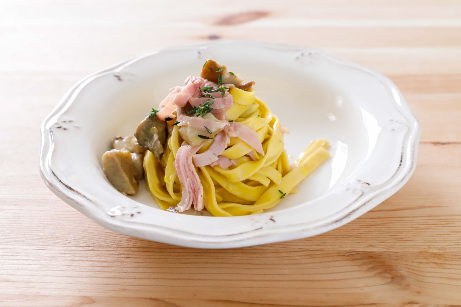 tagliatelle-ai-funghi-e-prosciutto-cotto-thumbnail