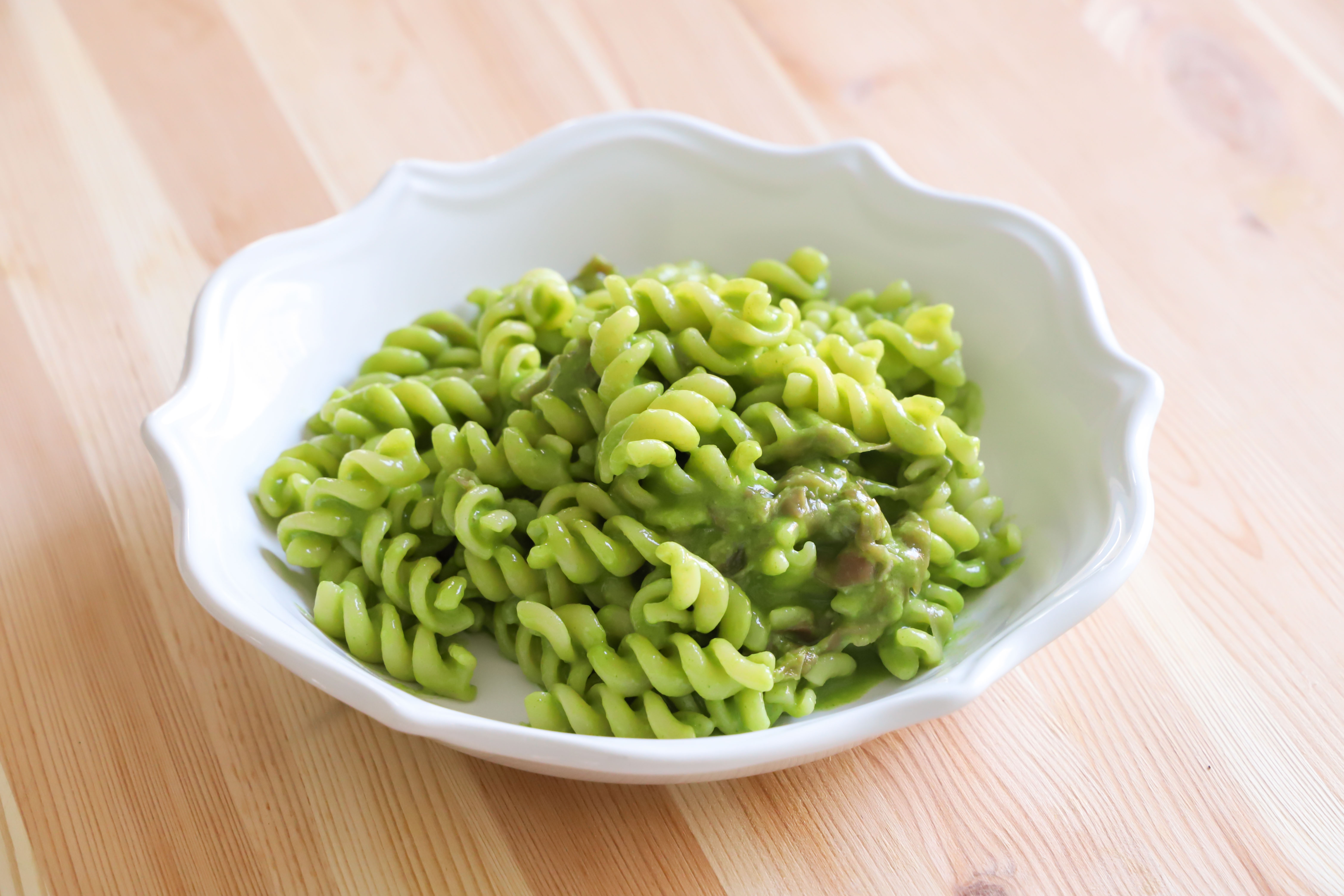 Pasta-con-pesto-di-rucola-e-prosciutto-di-Norcia-thumbnail