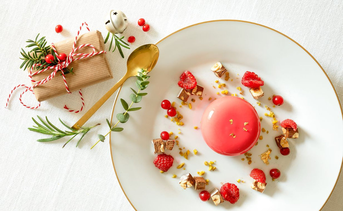 sfera-di-lamponi-con-cubetti-di-torrone-thumbnail