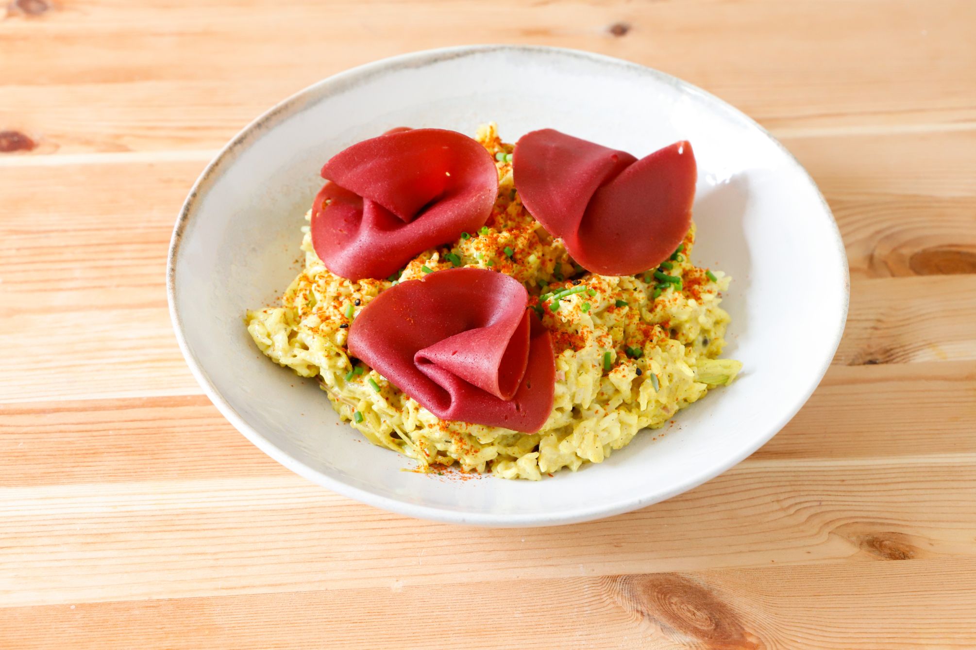 riso al curry con bresaola vegana
