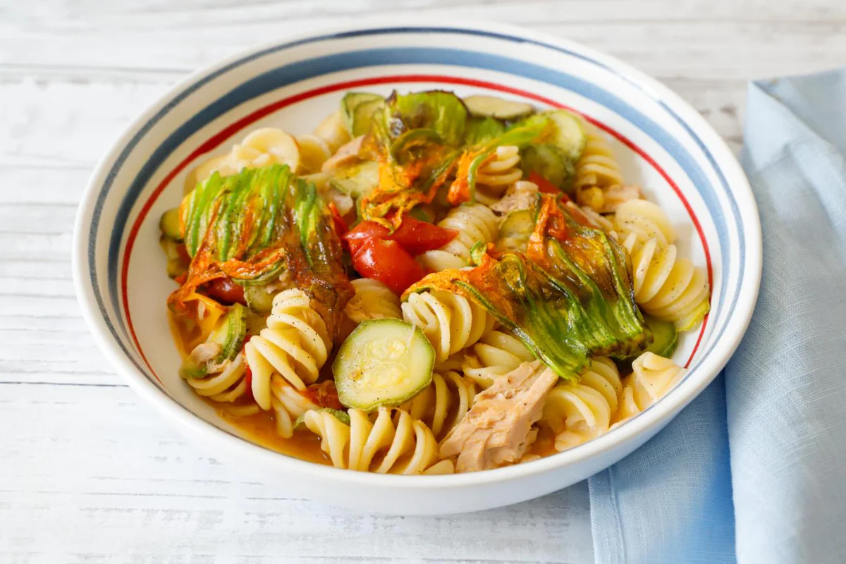pasta-con-fiori-di-zucca