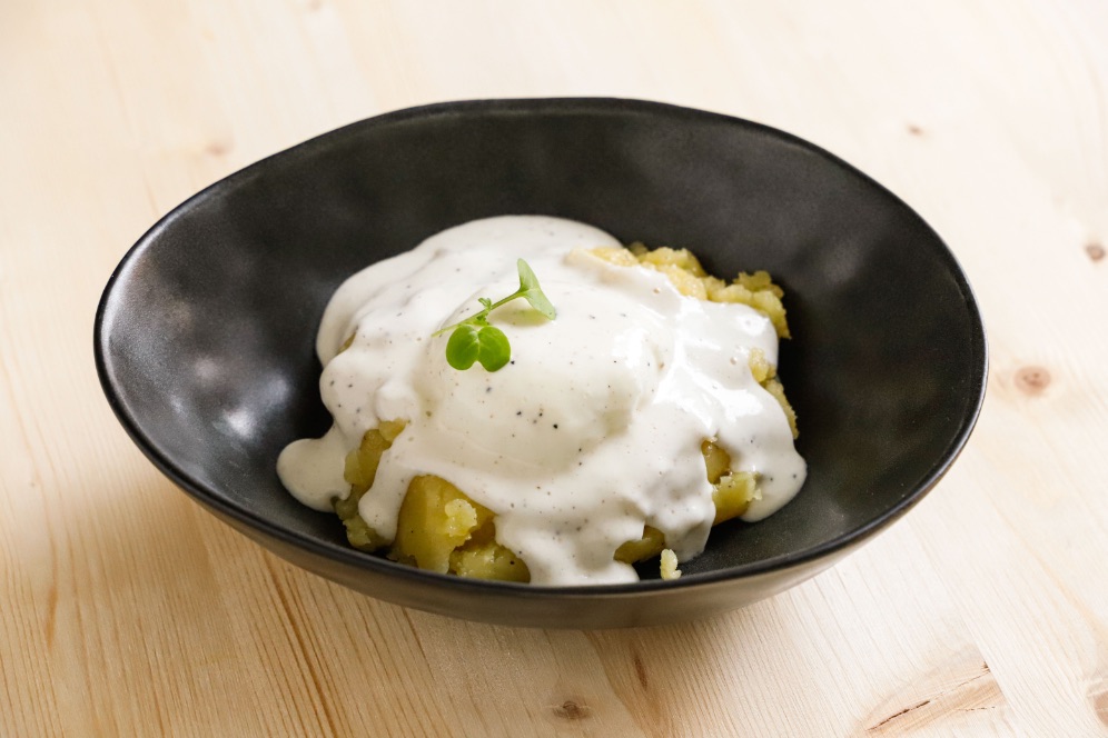caciotta-al-tartufo-su-uovo-in-camicia-e-patate-thumbnail